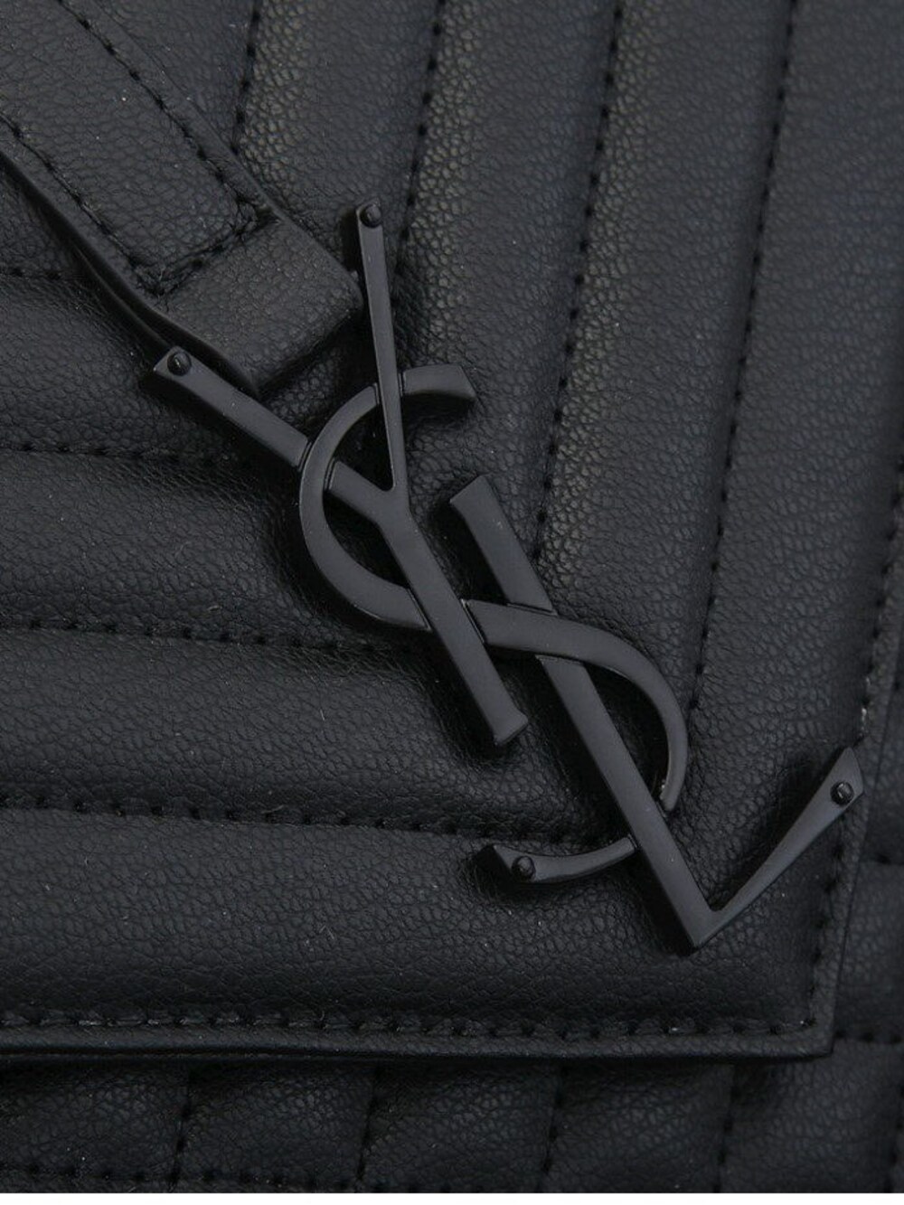 Yves Saint Laurent Medium Envelope Chain Bag in Black Grain de Poudre Calfskin - Picture 2 of 6